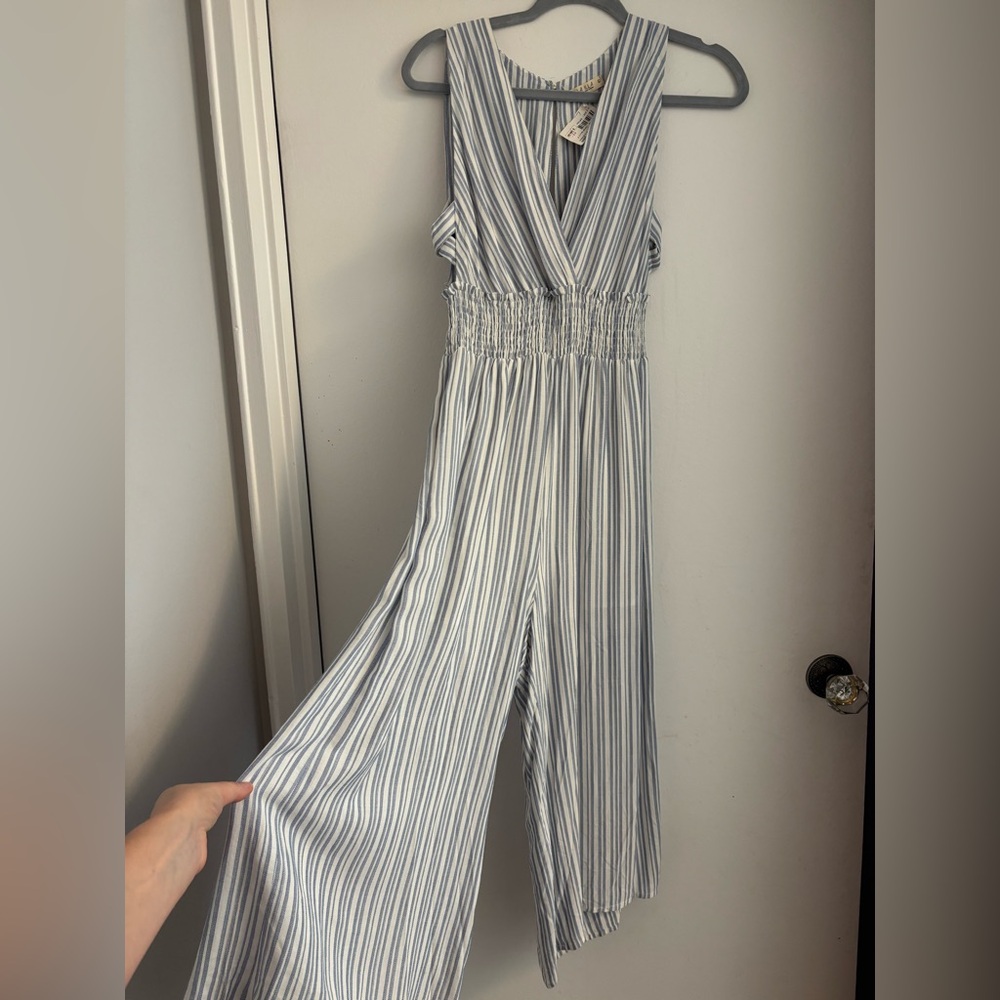 New Illa Illa rayon Striped Sleeveless Jumpsuit back and side openings L resort